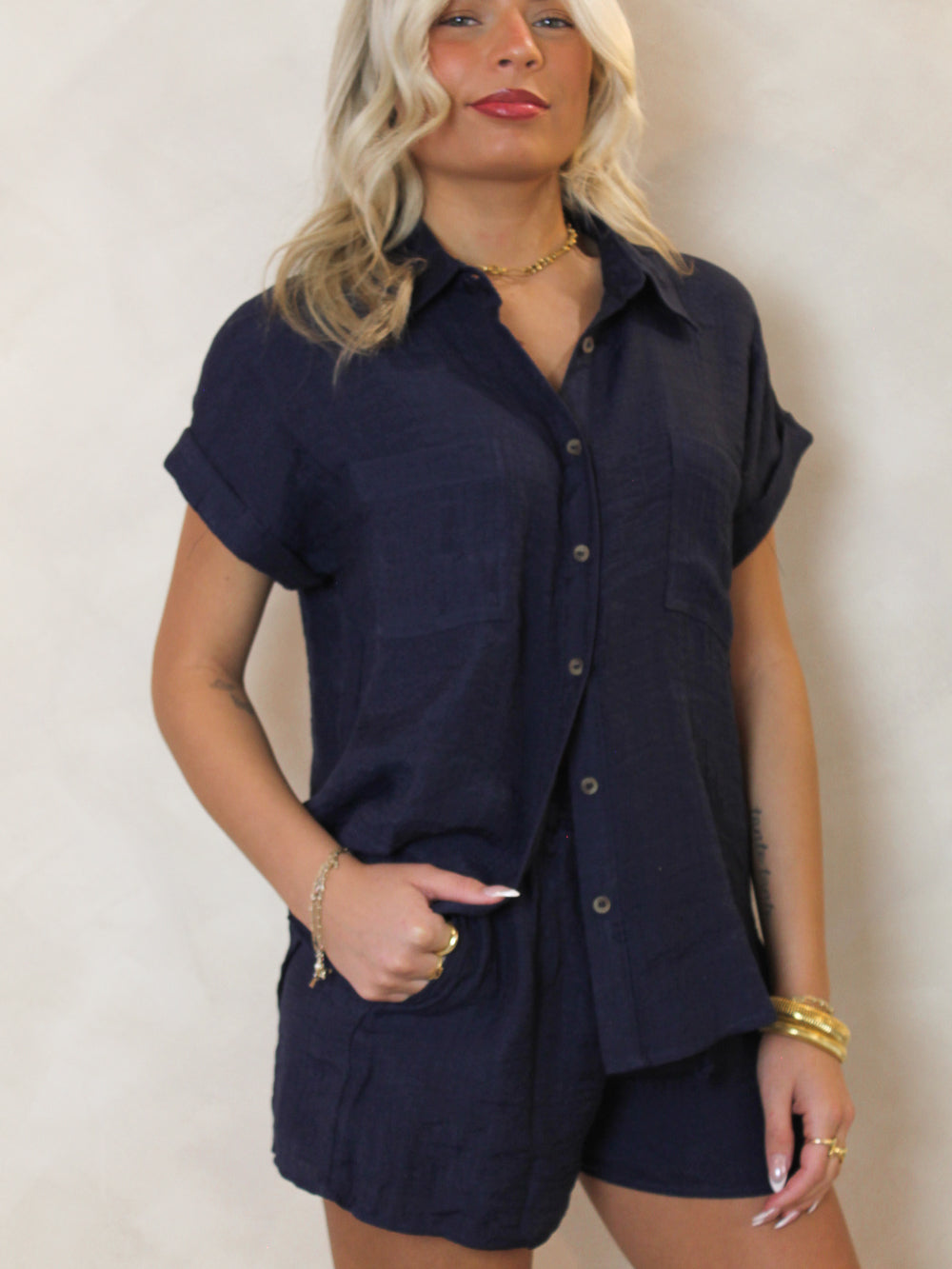 WOMENS NAVY LINEN SHORTS 