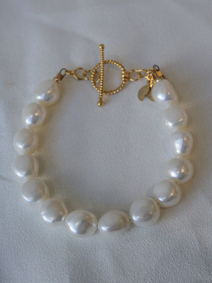 KESHI PEARL BRACELET