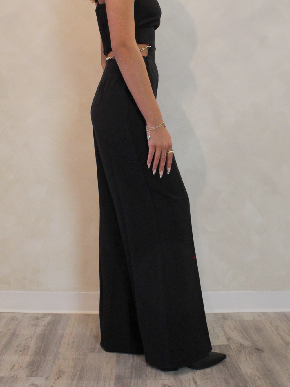 Black Wide Leg Trouser with Chain Belt 