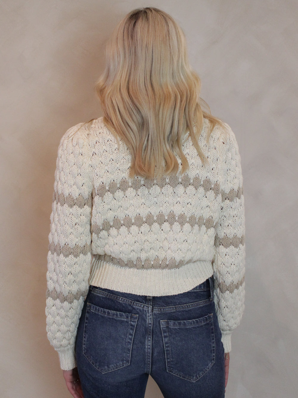 Bubble Effect Crop Cardigan